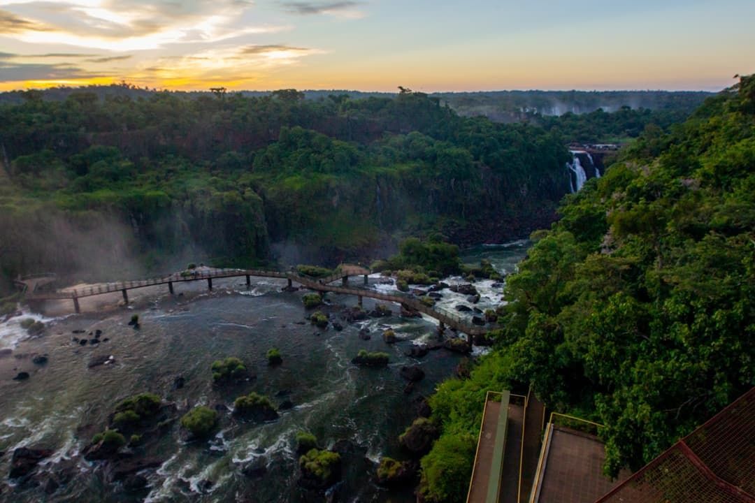 Pôr do Sol nas Cataratas
